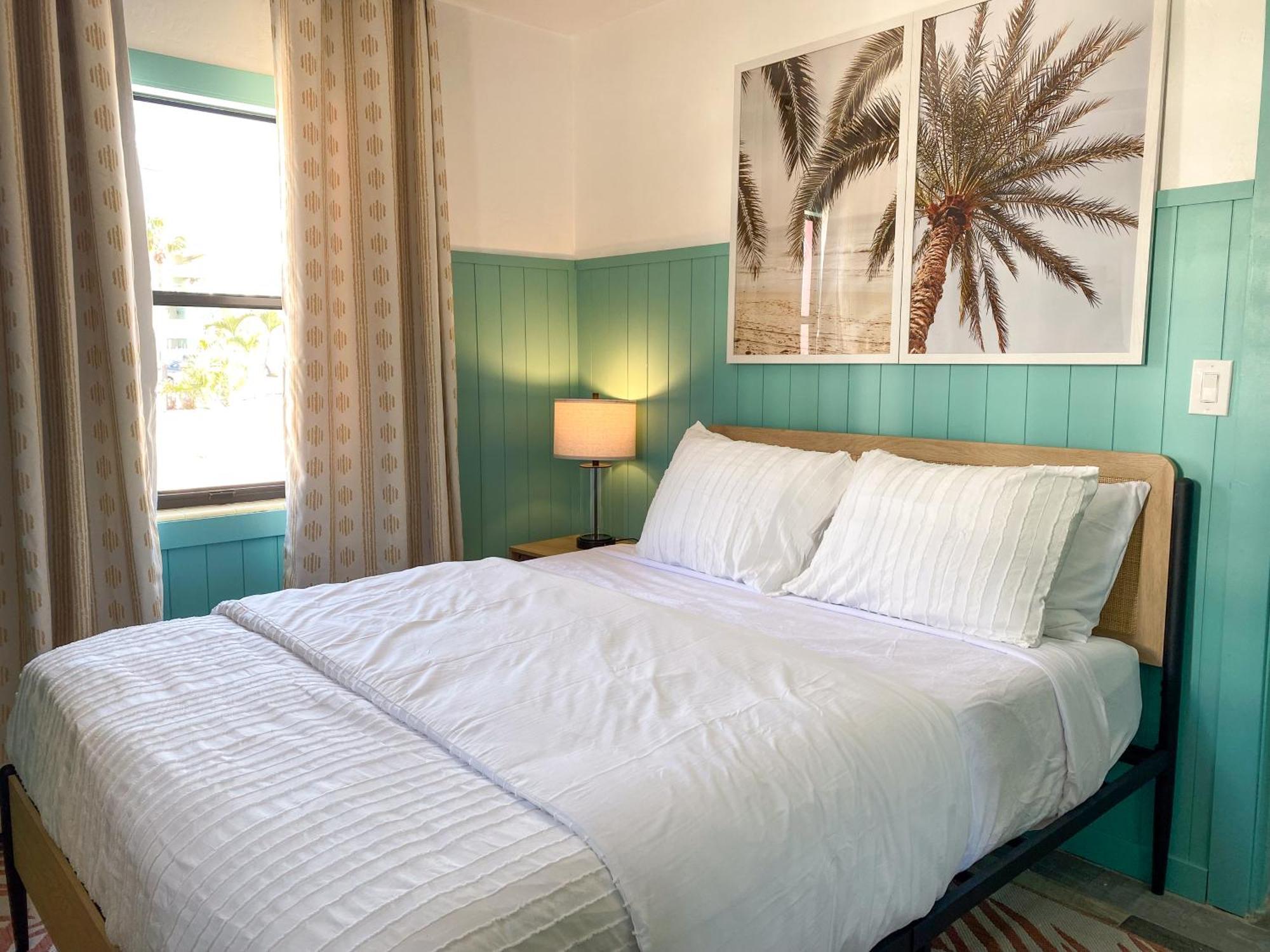 Oasis Palms Resort St. Pete Beach Exterior foto