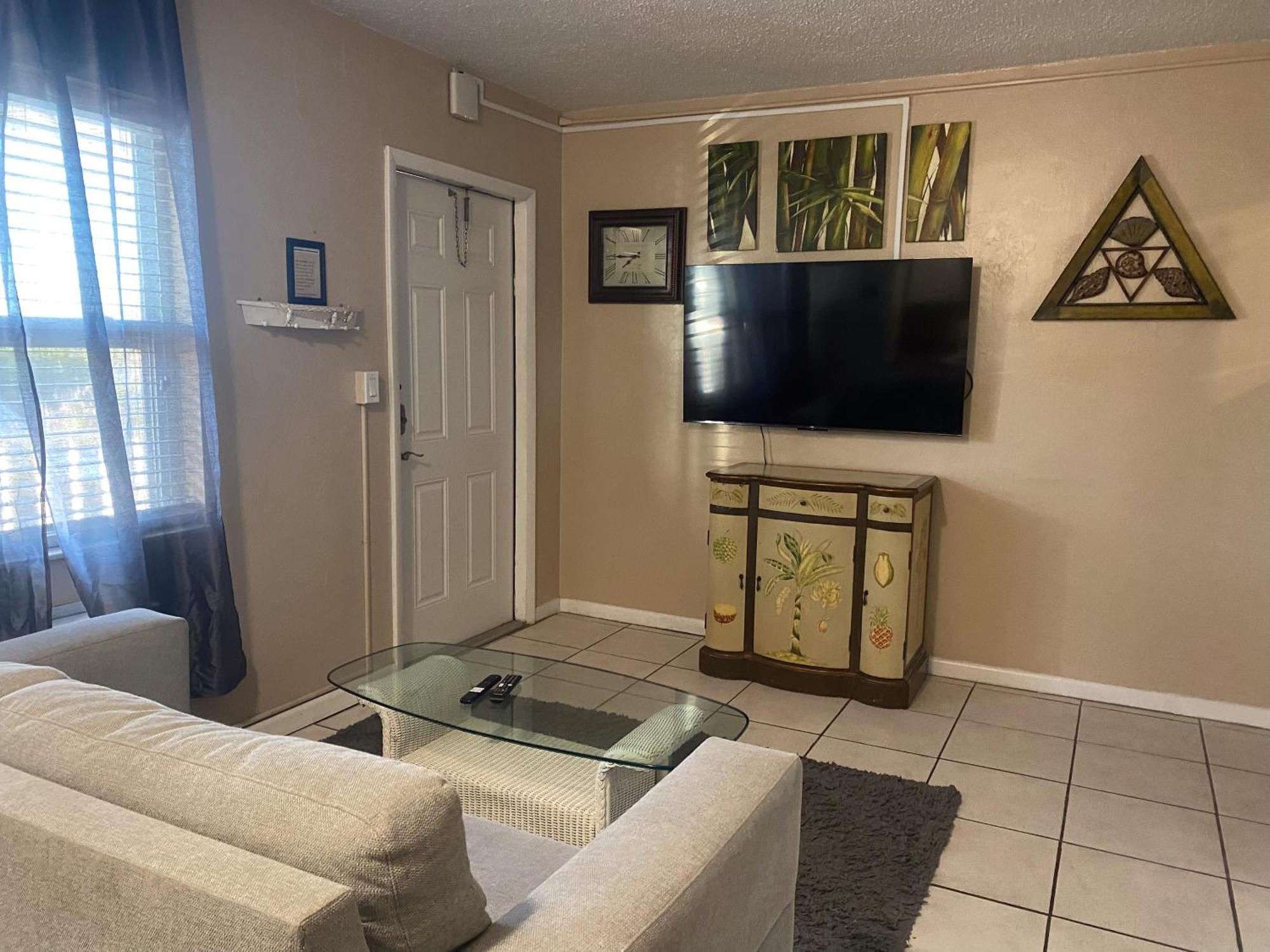 Oasis Palms Resort St. Pete Beach Exterior foto